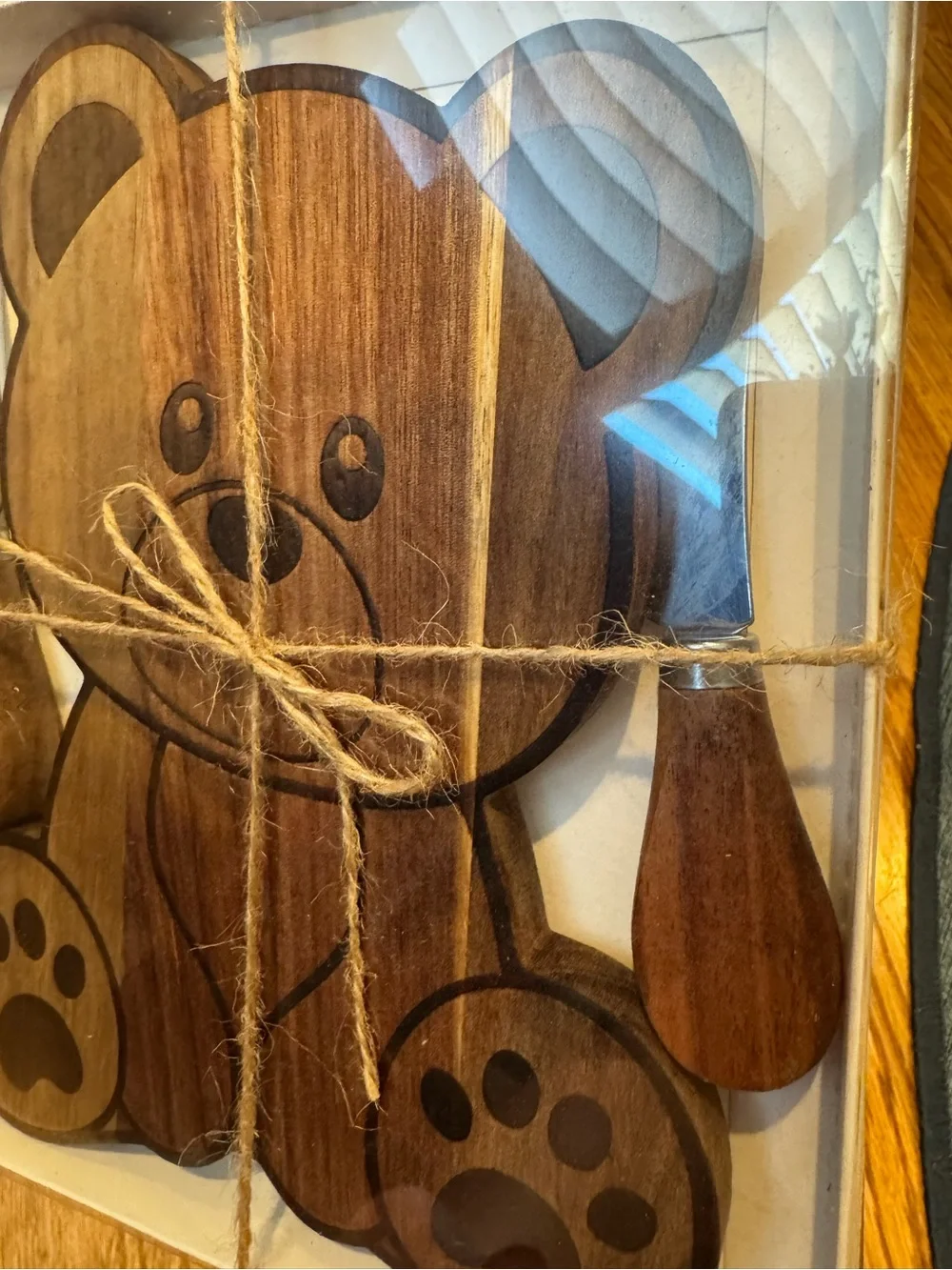 Bear-Shaped Wooden Cheese Board Set - Brown